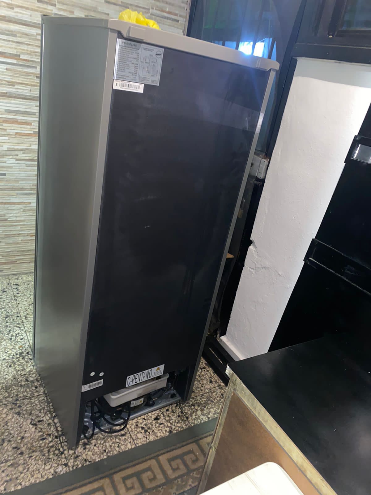 Vendo Nevera de 5 Pies / NEGOCIABLE