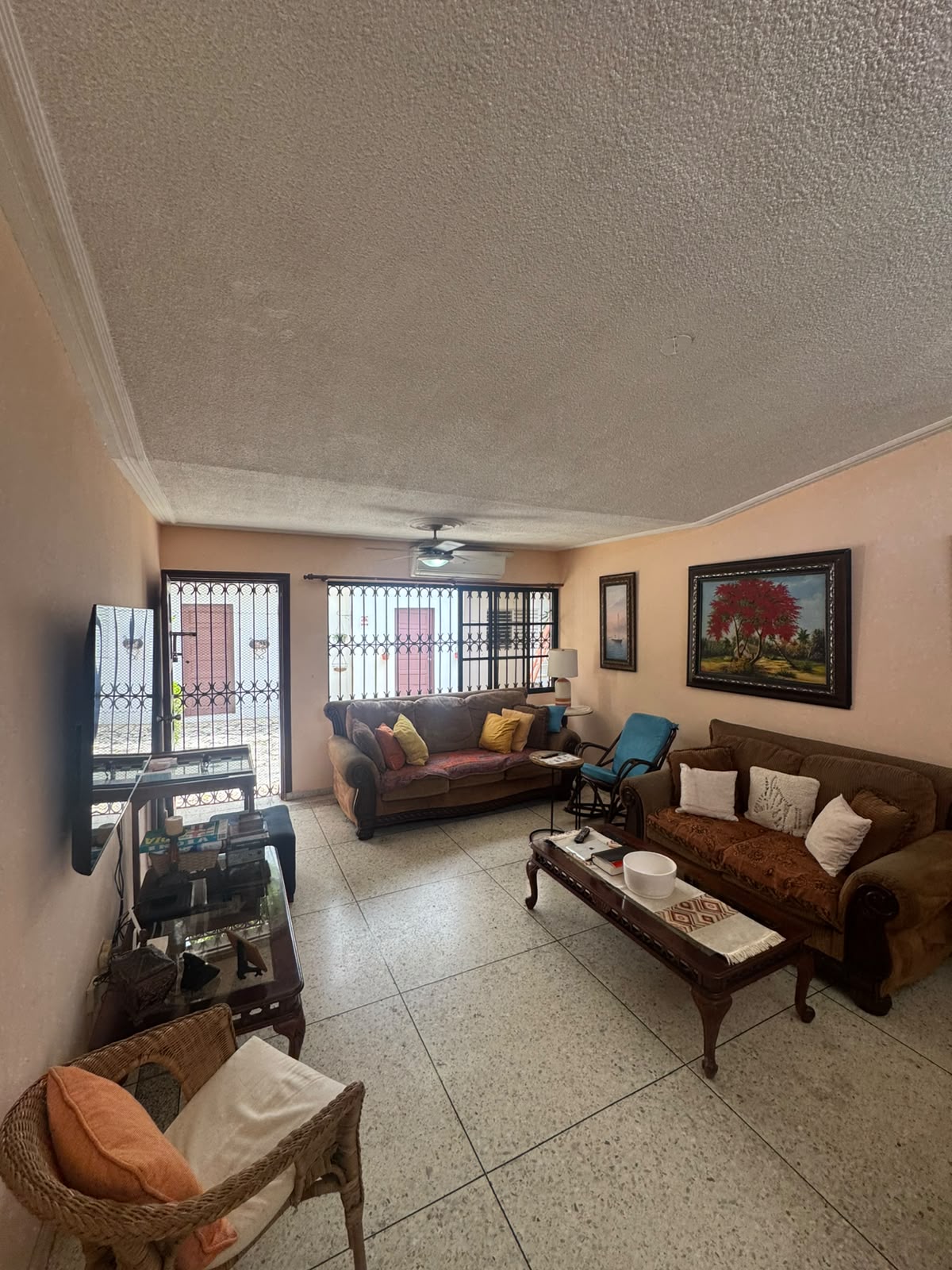 ALQUILO O VENDO CASA EN EL MILLON en República Dominicana
