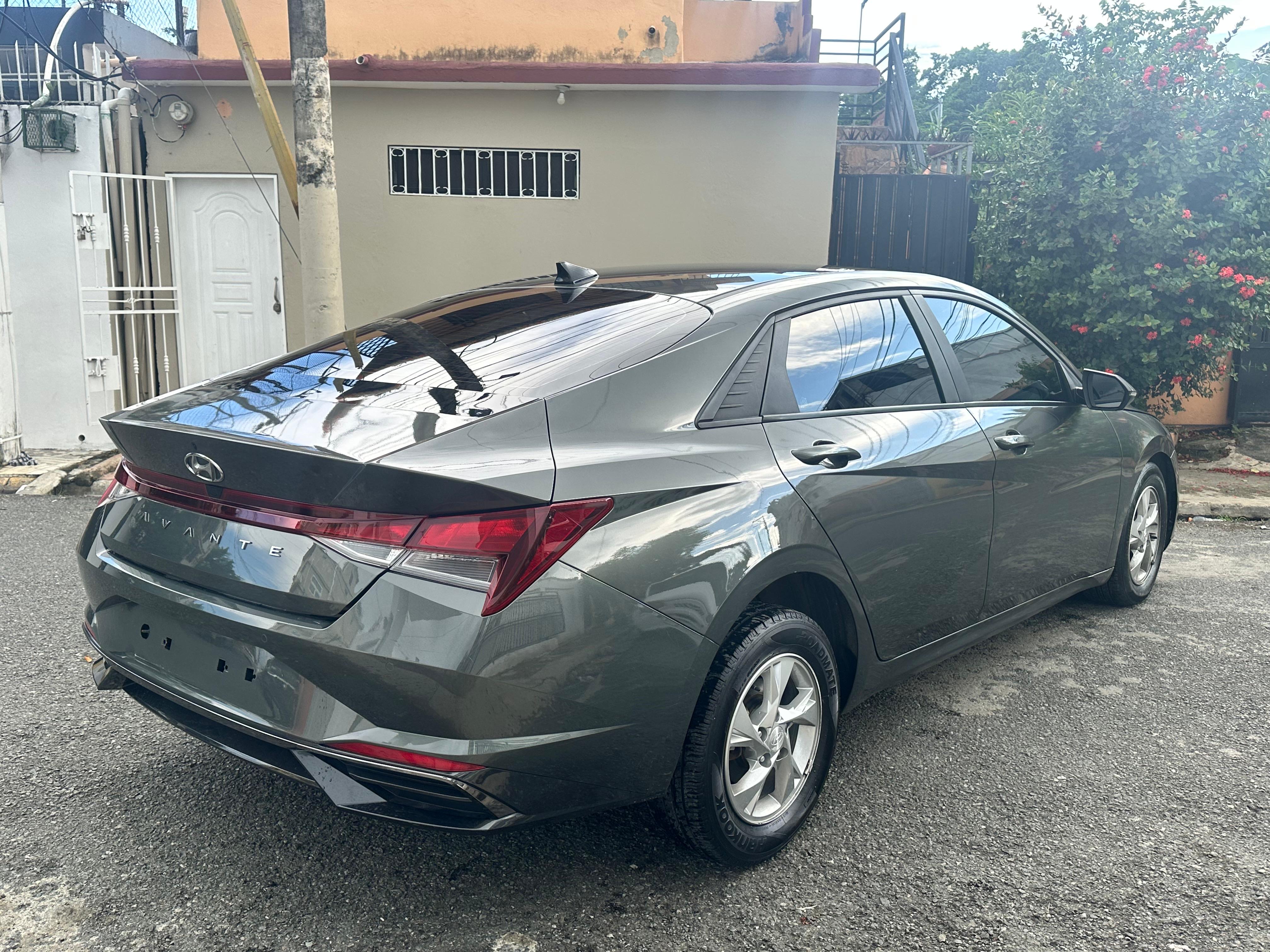 Hyundai Avante 2023 Nuevo! 🔥 GAS 🔥 Inicial desde 250,000 Pesos en República Dominicana